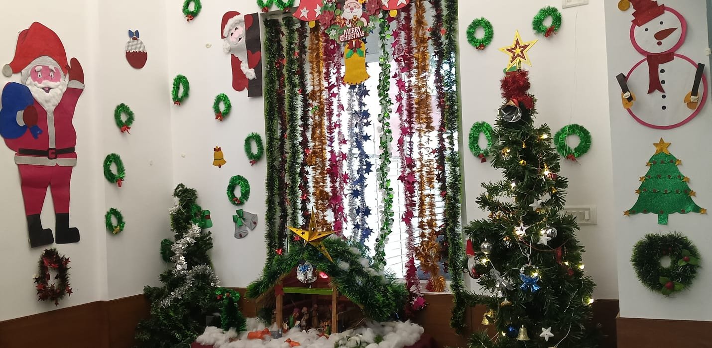 Students celebrating Christmas - image 1