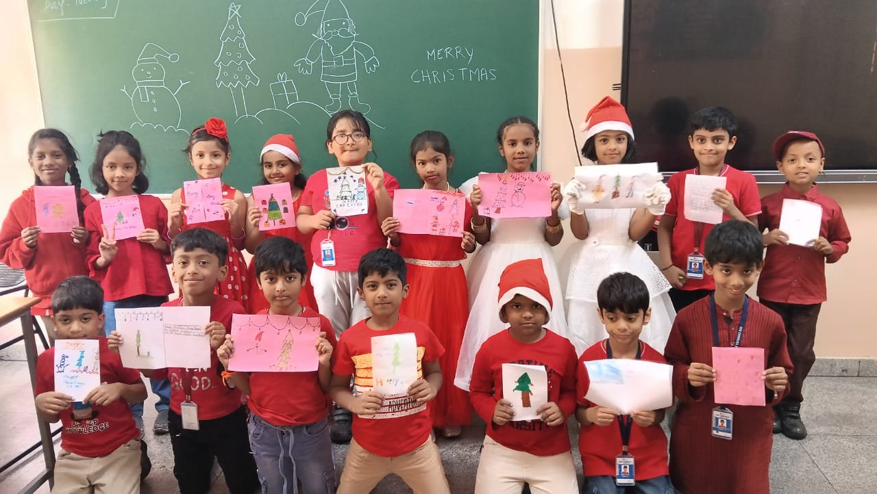 Students celebrating Christmas - image 9